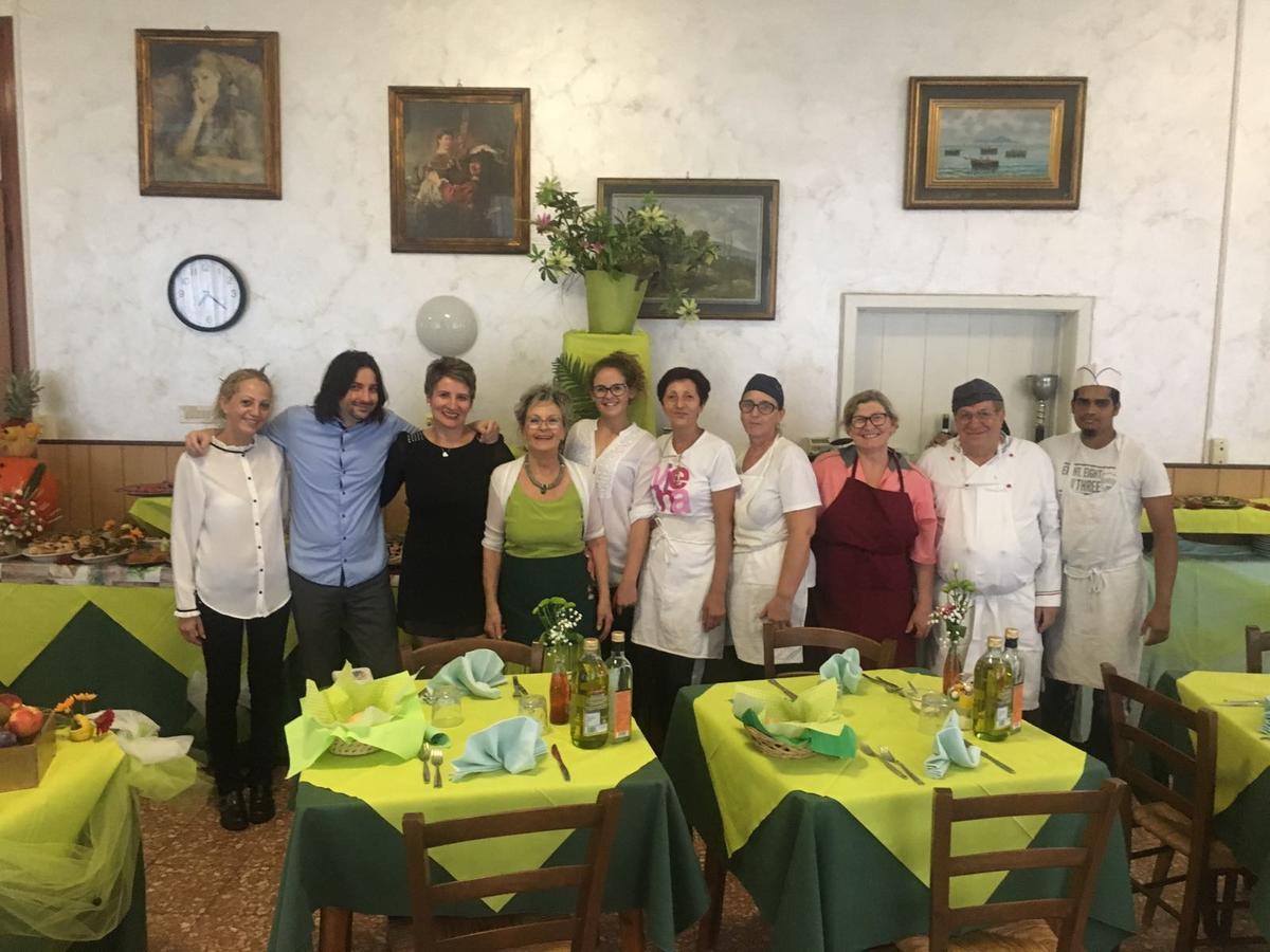 Hotel Taormina リド・ディ・イエゾロ エクステリア 写真