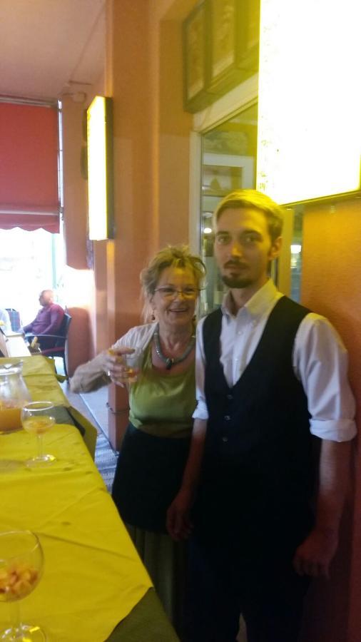 Hotel Taormina リド・ディ・イエゾロ エクステリア 写真